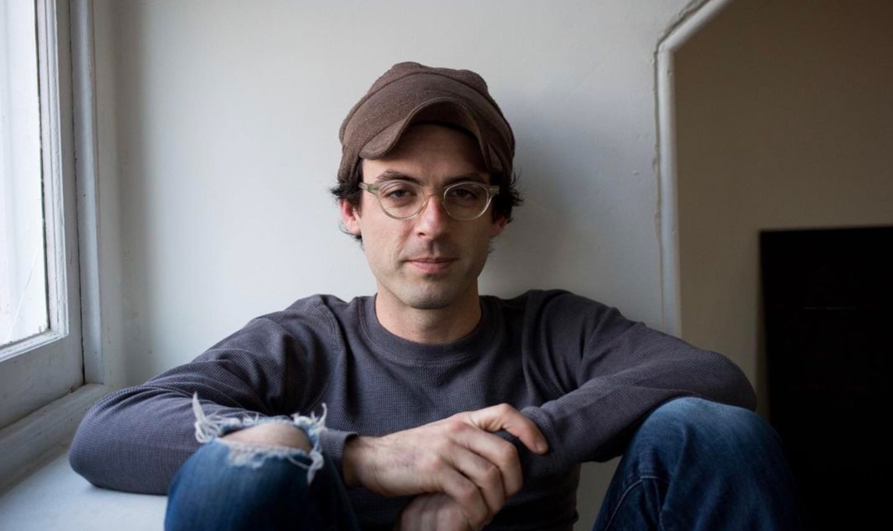 Clap your hands say yeah